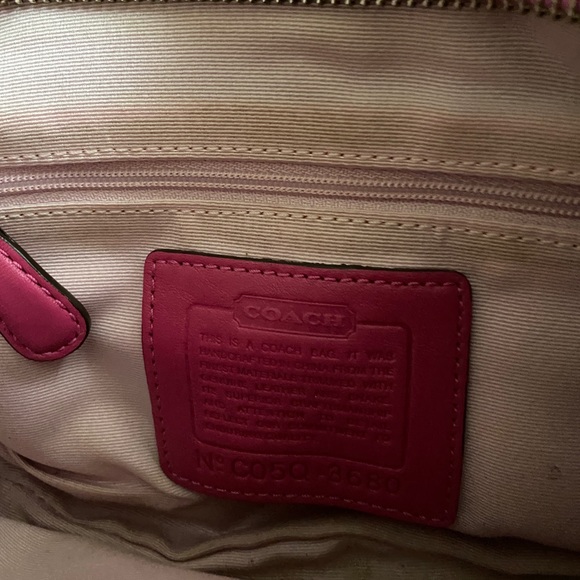 Authentic Coach Small Hobo Bag Pink Snakeskin - Picture 4 of 4